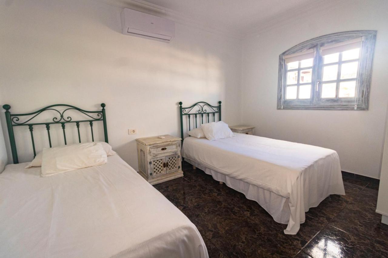 Вилла Complejo Oasis La Asomada Тиас Экстерьер фото